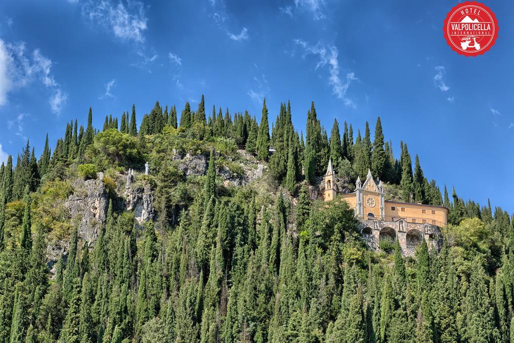 Hotel Valpolicella International ซานเปียโตร อิน กาเรียโน ภายนอก รูปภาพ