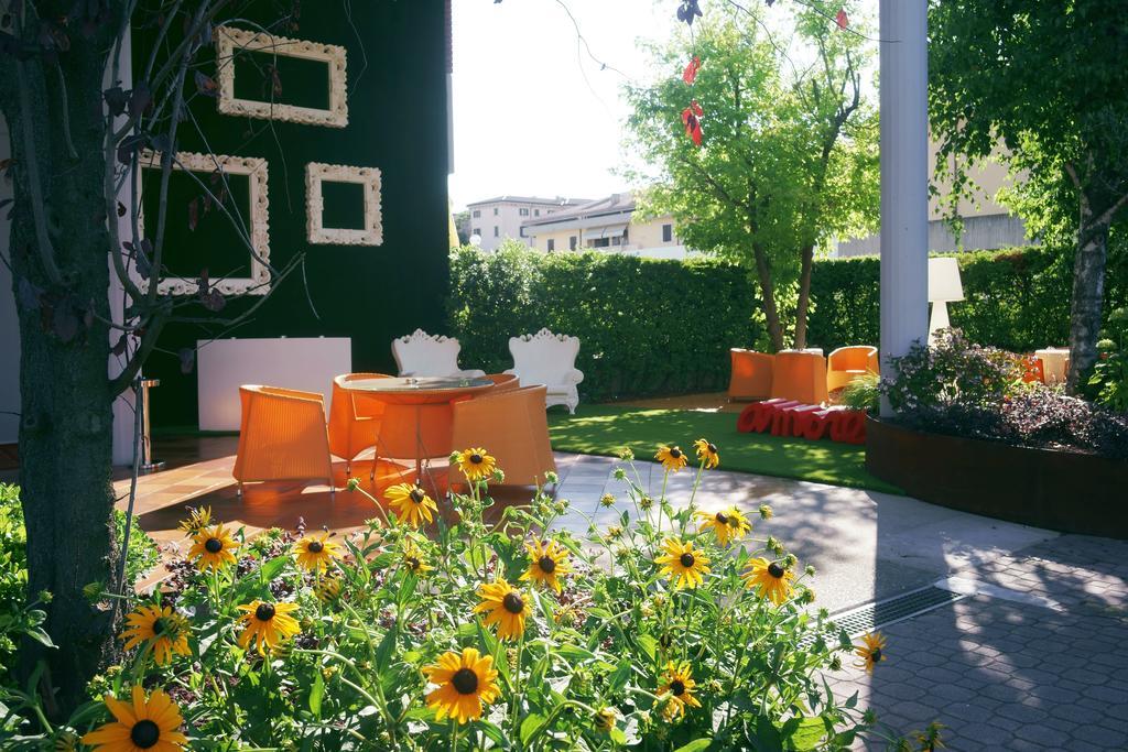 Hotel Valpolicella International ซานเปียโตร อิน กาเรียโน ภายนอก รูปภาพ